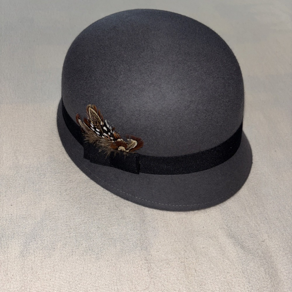 Wool Bowler Cloche Bell Flapper Style Grey‎ Hat Brown Feathers OSFM
